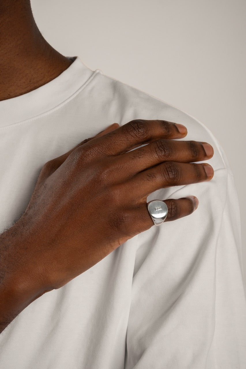SIGNET RING